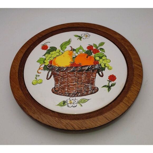 VTG Ceramic Fruit Basket Tile Trivet Cheese Plate in Wood George Good GG Taiwan - Picture 1 of 4